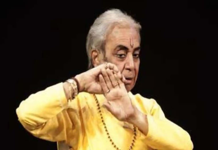 Kathak Samrat Pandit Birju Maharaj : मशहूर कथक सम्राट पंडित बिरजू महाराज का निधन, 83 साल की उम्र में ली अंतिम सांस