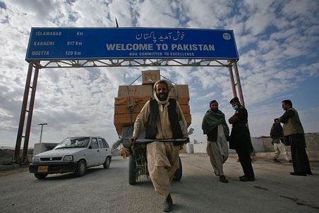 Afghanistan-Pakistan border : अफगानिस्तान-पाकिस्तान सीमा पर तनाव बढ़ा, टेंशन में सरकार