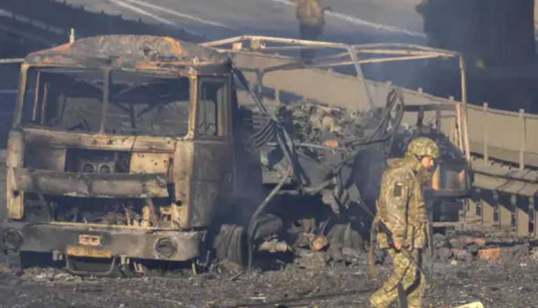 Ukraine-Russia War: रूसी मीडिया का दावा, यूक्रेन कर रहा रासायनिक हथियार का इस्तेमाल, पुतिन ने परमाणु बलों को अलर्ट पर रखा