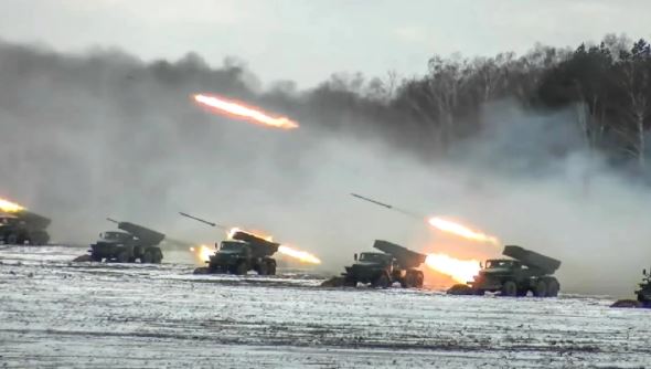 Russia Ukraine War : रूसी सैनिकों ने खारकीव पर कब्जे के लिए तेज किए हमले, पैराट्रूपर्स मैदान में उतरे