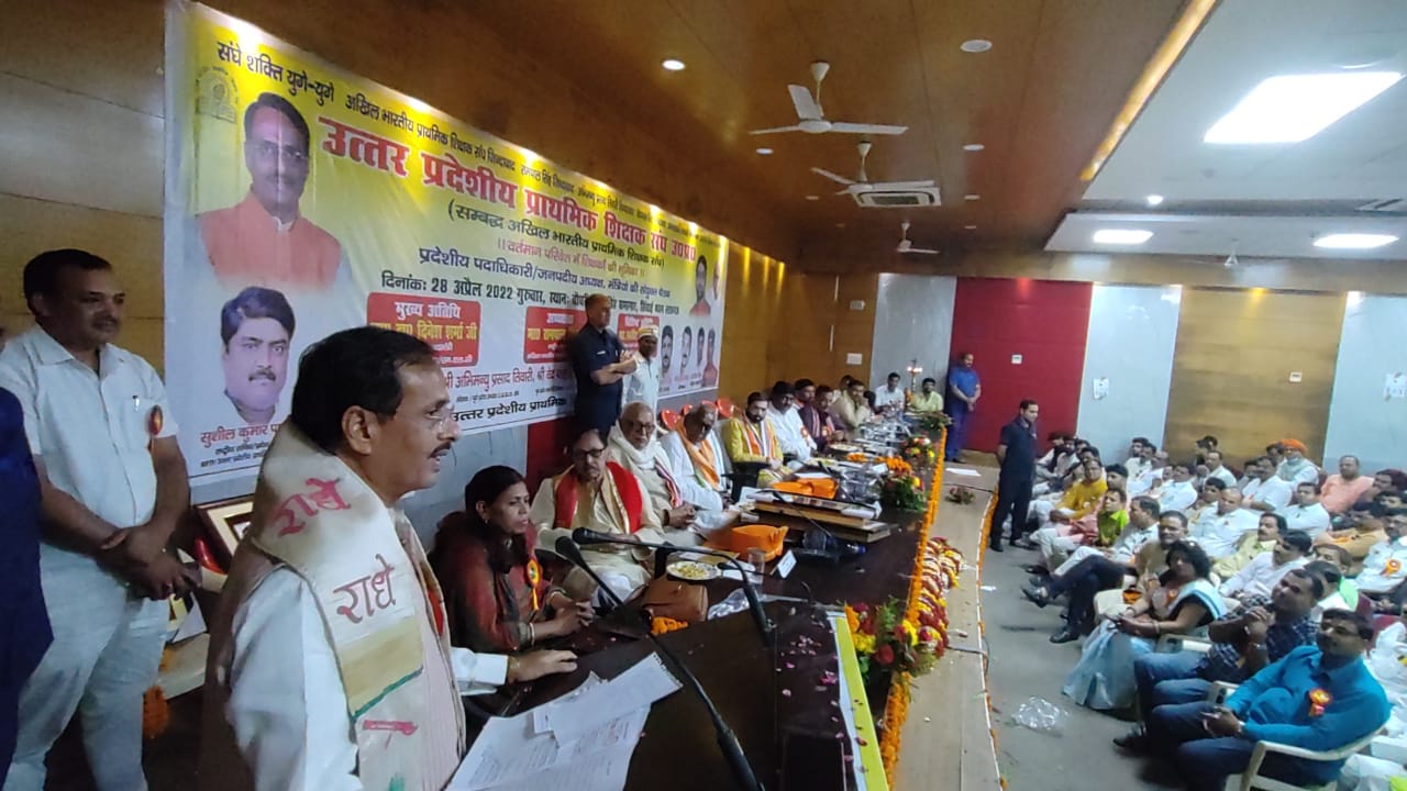 सनातन धर्म का अपमान करने वाले दलों की राजनैतिक खेती उजाड़ देगी जनता : डॉ. दिनेश शर्मा