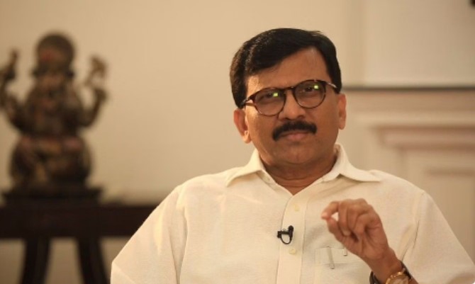 Maharashtra Politics: संजय राउत का बड़ा आरोप, कहा-चुनाव चिन्ह और नाम हासिल करने के लिए 2000 करोड़ के सौदे और लेन-देन हुए