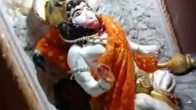 पाक में फिर हुई ‘नापाक’ हरकत, हिंदू मंदिर में देवी-देवताओं की मूर्तियों को तोड़ा