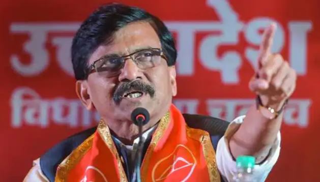 Uddhav government crisis: शिंदे कैंप के विधायकों को महाराष्ट्र आने का संजय राउत ने दिया चैलेंज, कहा-हमारी तैयारी पूरी