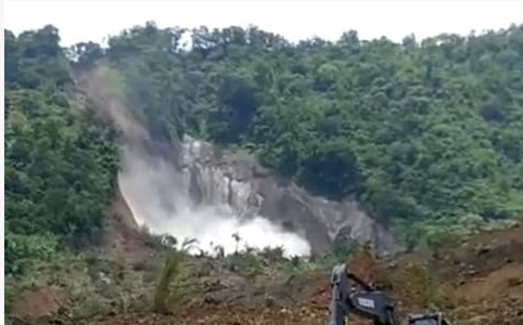Manipur Landslide:मणिपुर लैंडस्लाइड में 18 जवानों समेत 24 की अभी तक मौत, सर्च अभियान जारी