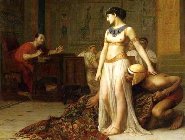Queen Cleopatra: एक ऐसी महारानी जो राज करने के लिए बनाती थी पुरुषों से संबंध, खूबसूरत दिखने के लिए गधी के दूध का करती थी इस्तेमाल