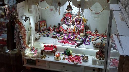 Vastu Tips : सावन में घर के पूजा स्थल का इस तरह रखें ख्याल, शुद्धता पर विशेष ध्यान रखना चाहिए