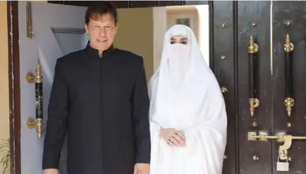 Pakistan News: पाकिस्तान के पूर्व पीएम इमरान खान की पत्नी का सनसनीखेज ऑडियो हुआ वायरल, इसके बारे में जानिए