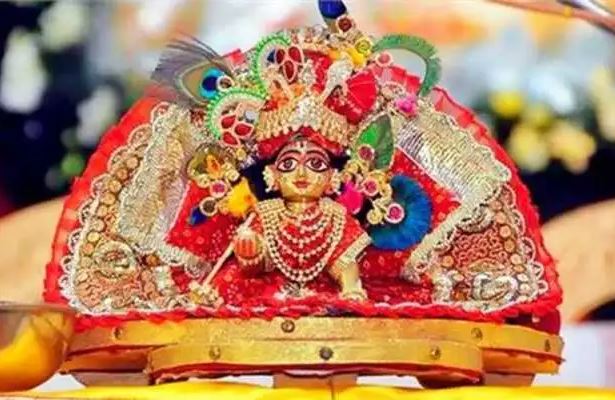 Janmashtami 2022: हर्षोल्लास के साथ देशभर में मनाई जा रही है जन्माष्टमी, उपासक मन- वचन- कर्म से भगवान कृष्ण को याद करते है 