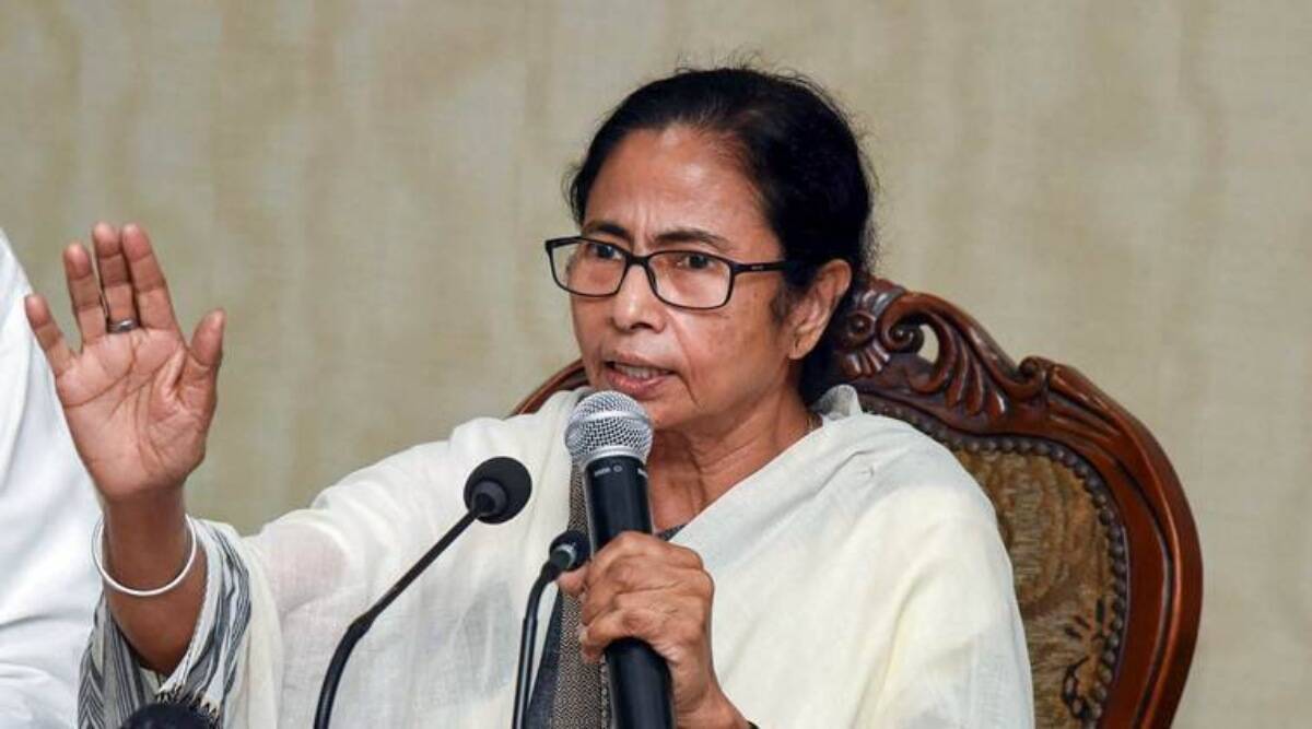 बीजेपी ने लोकतंत्र की हत्या की, महुआ लड़ाई जीतेगी और जनता देगी न्याय : ममता बनर्जी