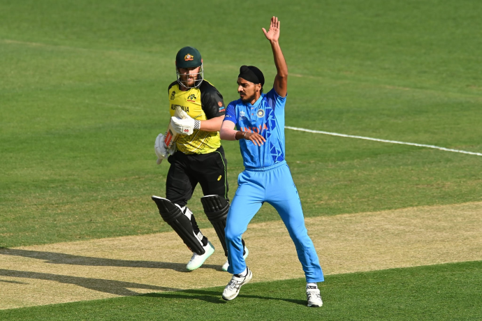 IND vs AUS T20 LIVE : भारत ने मौजूदा वर्ल्ड चैंपियन ऑस्ट्रेलिया को हराया, मोहम्मद शमी का दिखा कमाल