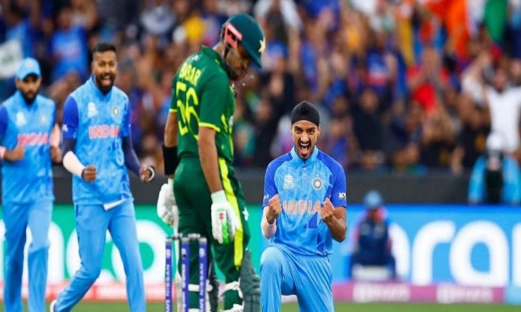 T20 World Cup 2022: पाकिस्तान ने भारत को दिया 160 रन का लक्ष्य, पांड्या और अर्शदीप सिंह ने की शानदार गेंदबाजी