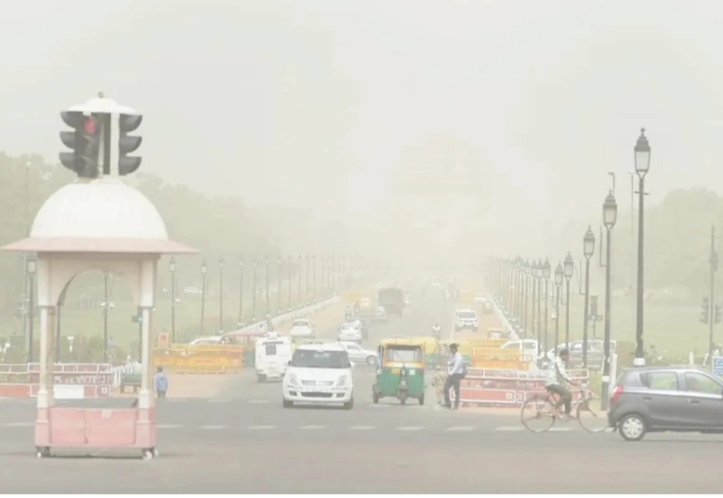दिल्ली की हवा खराब होने के कारण निर्माण और विध्वंस गतिविधियों पर प्रतिबंध