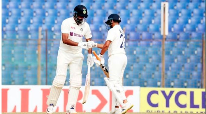 IND vs BAN 1st Test Day 2 Live : बांग्लादेश के दो विकेट पांच रन के स्कोर पर गिरे, सिराज-उमेश ने दिलाई सफलता