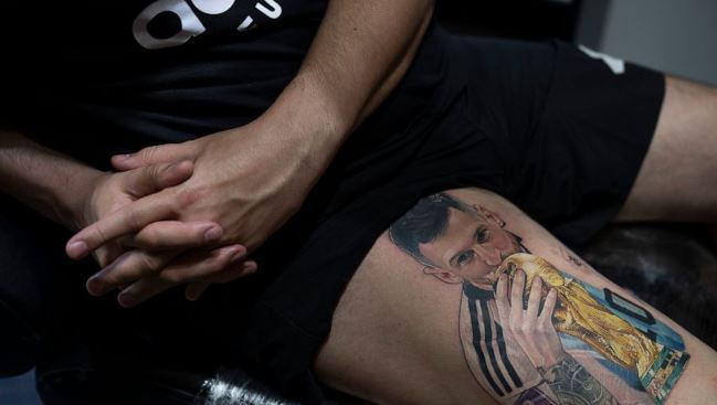 Argentines tattoo fever : अर्जेंटीना में चल रहा टैटू फीवर, पूरी दुनिया के लिए यह अविस्मरणीय क्षण