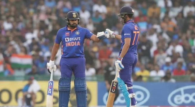 India and New Zealand: भारत की धमाकेदार शुरूआत, रोहित शर्मा अर्धशतकीय पारी खेलकर हुए आउट