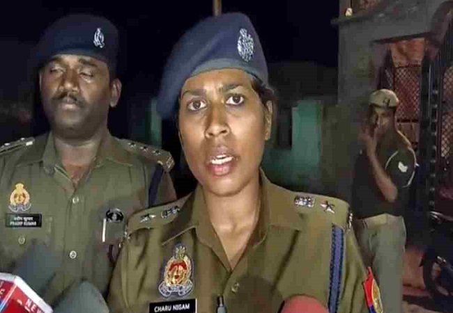 Double Murder In Auraiya : शिक्षामित्र की गोली मारकर हत्या, ग्रामीणों ने हमलवार को पीट-पीटकर मार डाला, भारी सुरक्षा बल तैनात