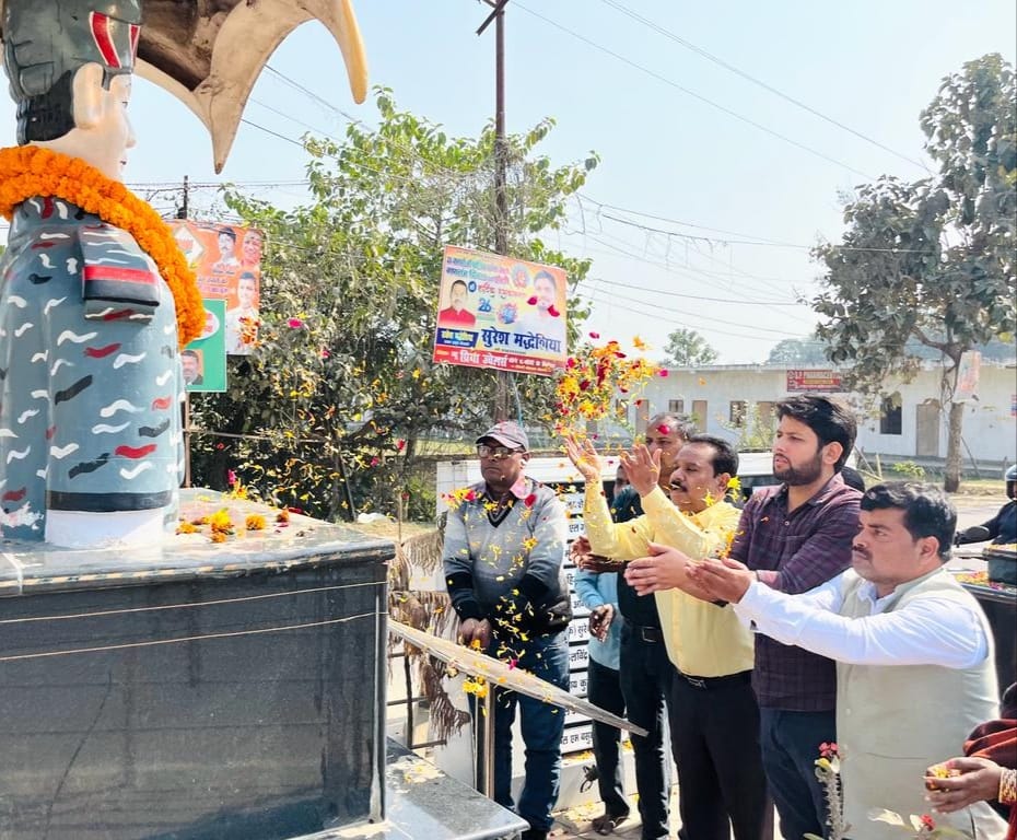 महराजगंज:पूरा राष्ट्र उन बीर शहीदो की शहादत का सदैव ऋणी रहेगा—गुड्डू खान