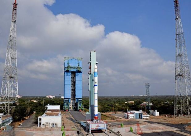 SSLV D2 Launch: इसरो के रॉकेट की सफल लॉन्चिंग, रचा गया इतिहास