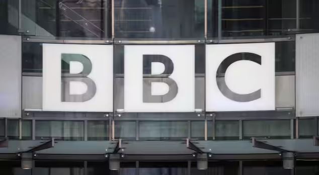 BBC Office Raid: बीबीसी के दिल्ली दफ्तर पर आयकर विभाग का छापा, कर्मचारियों के फोन हुए जब्त