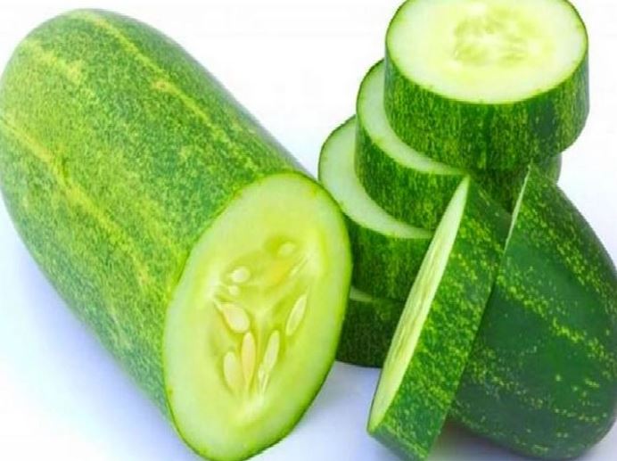 Cucumber Benefits : खीरा गर्मियों  सबसे ज्यादा राहत पहुंचाते हैं, शरीर को पर्याप्त मात्रा में पानी मिल जाता है