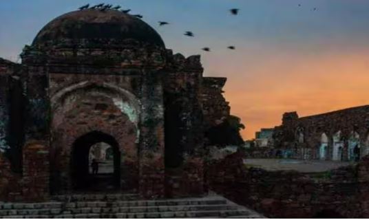 Delhi ‘Haunted’ Monuments Heritage Walk: दिल्ली के ‘Haunted’ स्मारकों को देखना है तो हो जाएं तैयार, Heritage Walk सकारात्मक प्रभाव डालता है