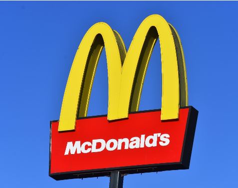 McDonald’s US offices layoffs : मैकडॉनल्ड्स ने US में अपना ऑफिस अस्थायी रुप से बंद किया, छंटनी की तैयारी