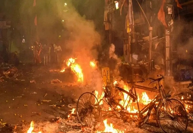 Sasaram Blast : बिहार के डीजीपी का बड़ा खुलासा, बोले- बम बनाने वाले ही हुए घायल, इलाज के बाद करेंगे अरेस्ट