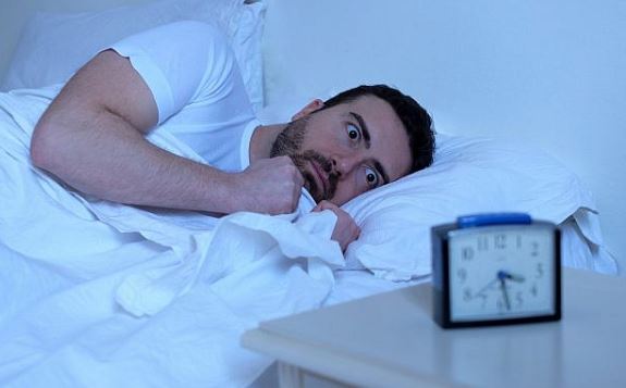 Sleep Disorder : नींद न आने की समस्या से हो गए हैं परेशान तो अपनाएं ये आसान से टिप्स