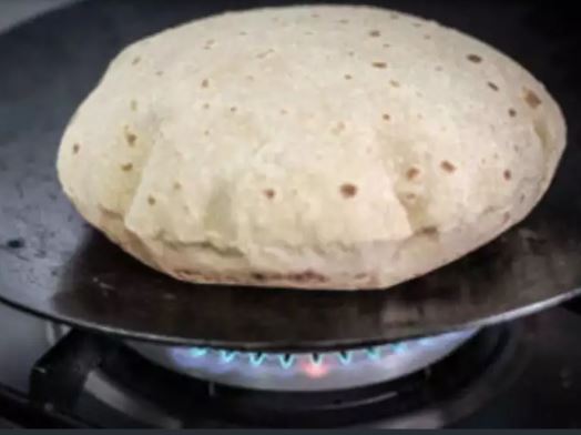 Roti Ke Upay : रोटी दुखों का नाश करती है, बिगड़े काम बनने लगेंगे
