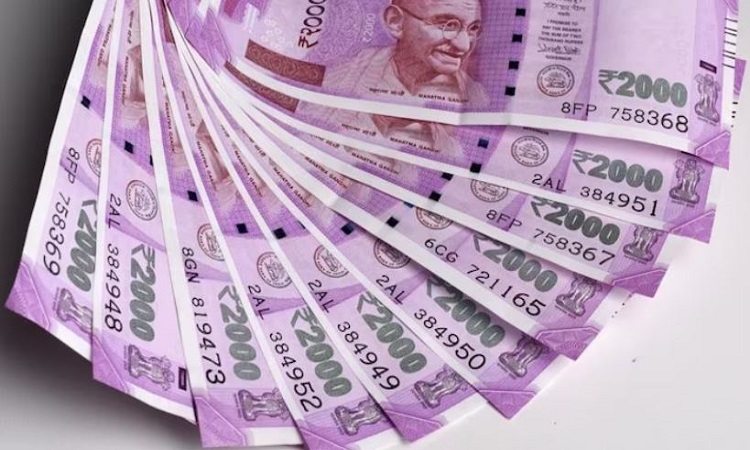 2000 Note: आज ₹2000 के नोट बदलने का आखिर मौका, जानिए इसके बाद क्या होगा?