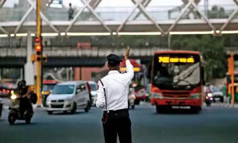 Lucknow Traffic : नगर निकाय चुनाव के चलते चार मई को डायवर्ट रहेंगे लखनऊ के ये रूट, निकलने से पहले देखें पूरी लिस्ट