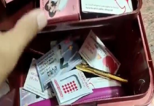 Make-up boxes distributed under Chief Minister's Kanyadan Yojana