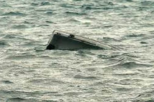 chinese boat sunk: हिंद महासागर में पलटी चीन की मछली पकड़ने वाली नाव, 39 लोग हुए लापता