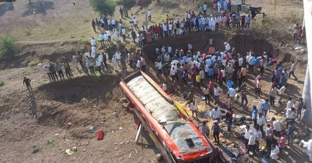 Madhya Pradesh Accident: खरगोन दर्दनाक हादसे में अब तक 22 लोगों की मौत, पीएम-सीएम ने जताया दुख