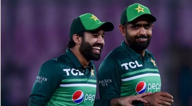 न्यूजीलैंड से जीत के बाद भी पाकिस्तान को लगा बड़ा झटका, 48 घंटे में ही छीन गया ये ताज