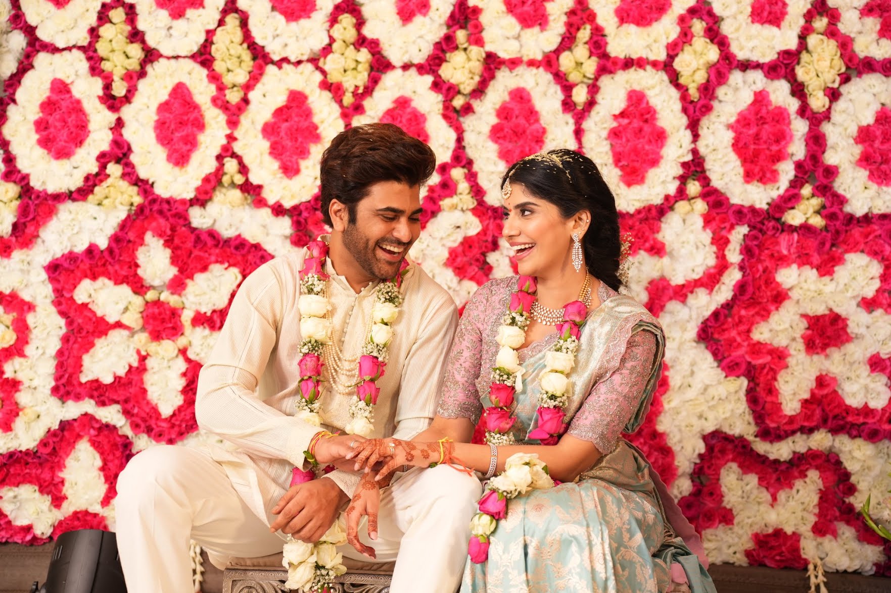 Sharwanand-Rakshitha Wedding: शारवानंद और रक्षिता रेड्डी ने रचाई गुपचुप शादी, वायरल हुई तस्वीरें
