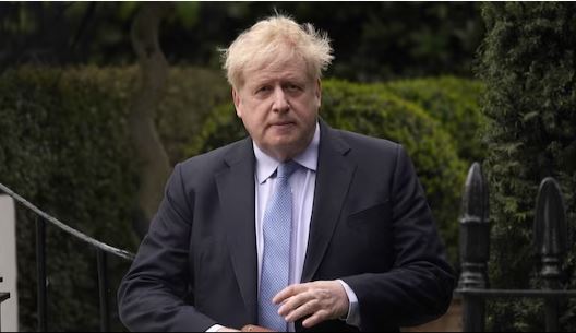 Former UK PM Boris Johnson : ब्रिटेन के पूर्व पीएम बोरिस जॉनसन ने सांसद पद से दिया इस्तीफा