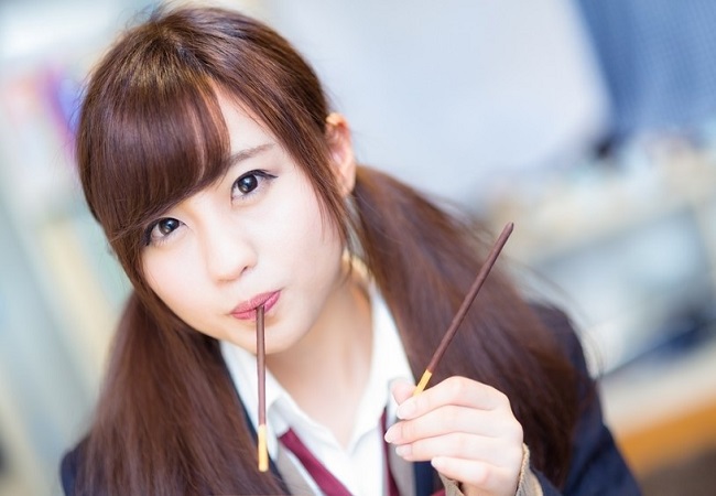 Beauty Secret of Japanese Girls: अपनी उम्र से आधा दिखने के लिए जापानी लड़कियां खाती हैं ये चीजें