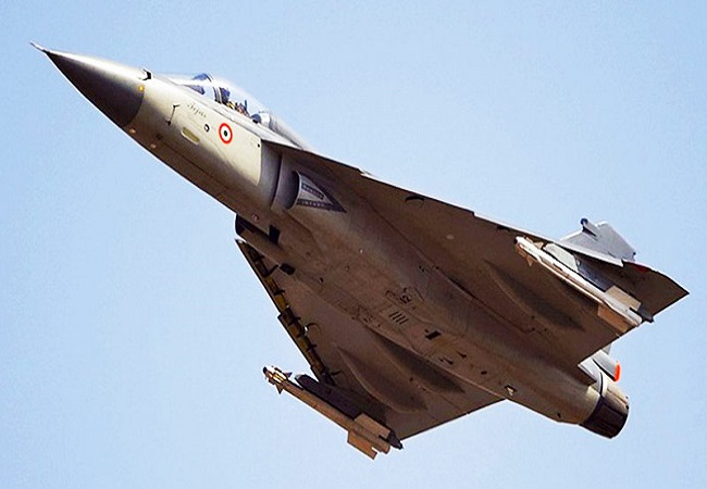17 June ka Itihas:आज ही के दिन देश में विकसित हल्के लड़ाकू विमान ‘तेज़स’ का बंगलौर में सफलतापूर्वक परीक्षण किया गया था