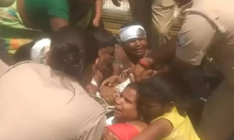 Lucknow News: विधानसभा के सामने उन्नाव से आए परिवार ने की आत्मदाह की कोशिश, पुलिस ने रोका