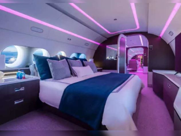 Luxurious Party On Plane : उड़ते एयरोप्लेन में करें पार्टी, जानें प्रति घंटे का किराया
