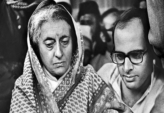 23 June ka Itihas: आज ही के दिन पूर्व प्रधानमंत्री इंदिरा गांधी के पुत्र संजय गांधी का विमान दुर्घटना में हुआ था निधन
