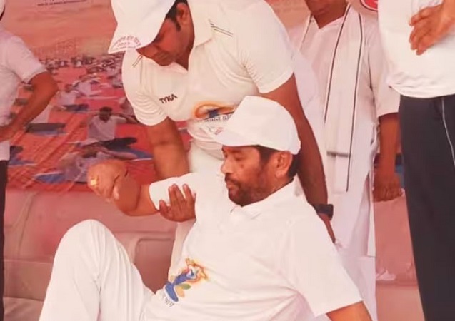 International Yoga Day: योग करने के दौरान केंद्रीय मंत्री पशुपति कुमार पारस की अचानक बिगड़ी तबियत