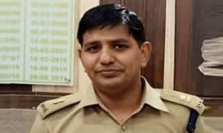 UP News: IPS अफसर मणिलाल पाटीदार बर्खास्त, जानिए किस मामले में हुई कार्रवाई