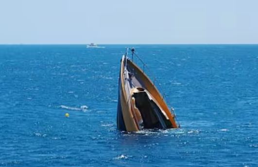 Sunken Boat in Greece : ग्रीस के समुद्र में प्रवासियों से भरी नाव डूबी,79 लोगों की मौत