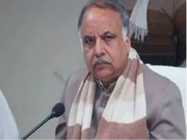 Lucknow News : योगी सरकार में पूर्व मंत्री आशुतोष टंडन की हालत नाजुक, मेदांता अस्पताल के ICU में किए गए शिफ्ट