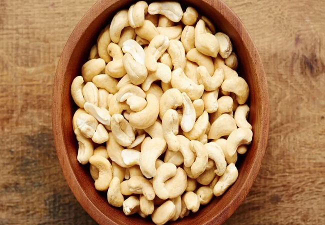 Benefits of Eating Cashews