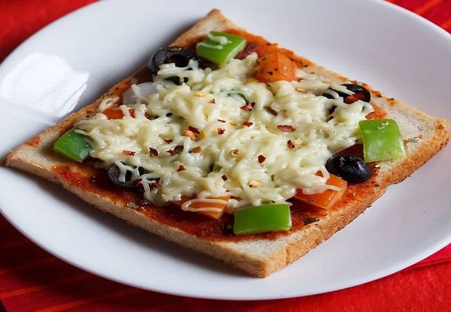 Bread Pizza