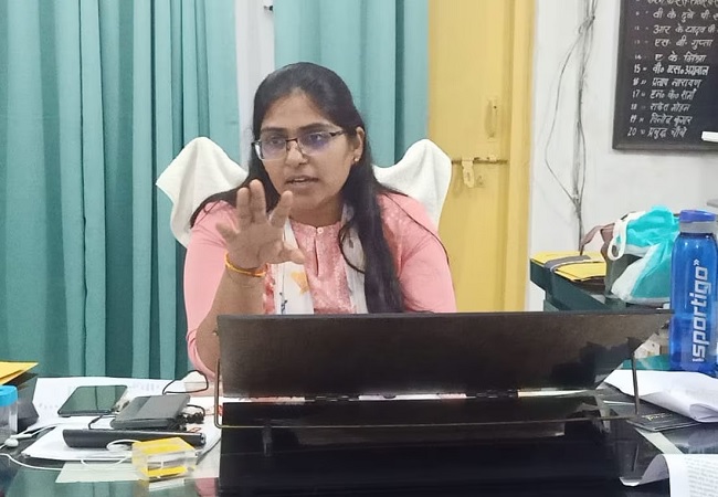 PCS Jyoti Maurya : रील्स, मीन्स और अश्लील गाने बनाने वालों के खिलाफ ज्योति मौर्य उठाएंगी बड़ा कदम, बोलीं- चरित्र हनन की कोशिश की गई